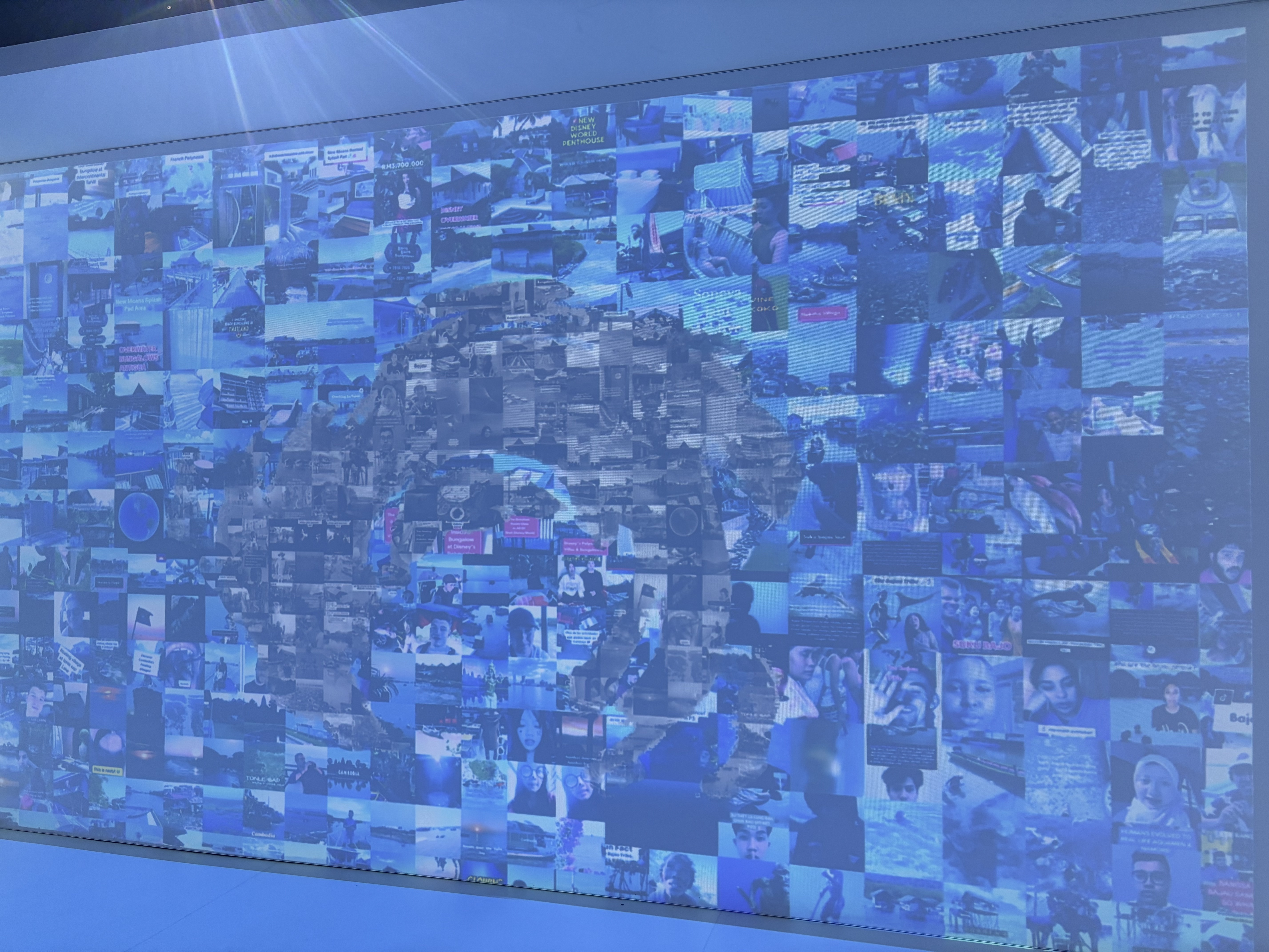 Another picture of another wall within the immersive room